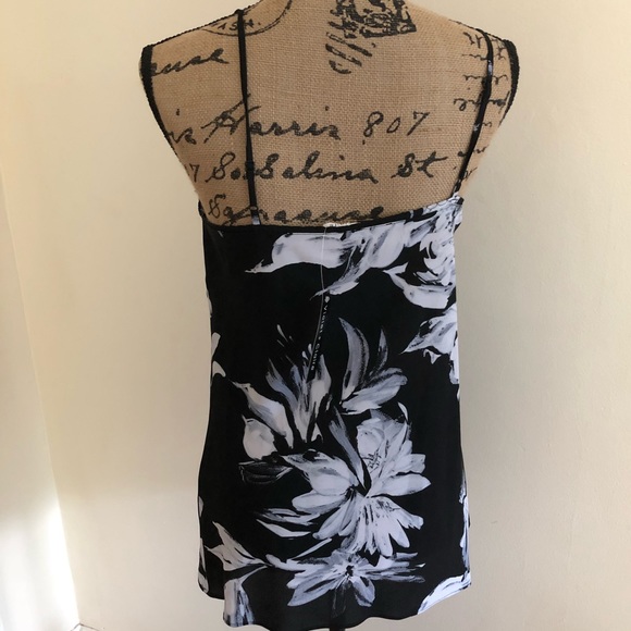 NEW | Violet and Claire polyester top - Picture 3 of 3